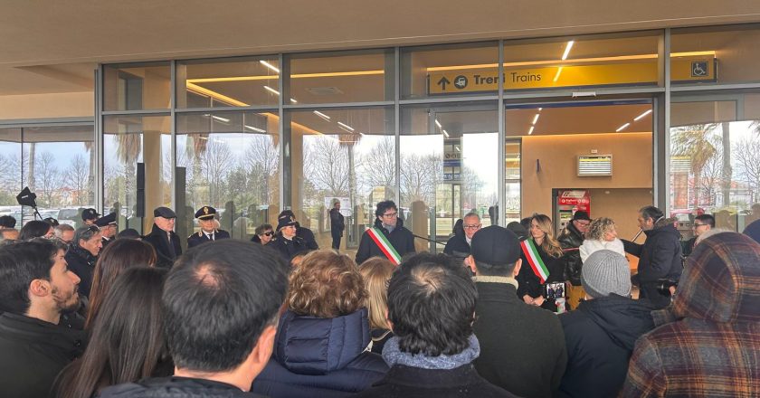 Inaugurata la nuova stazione ferroviaria Vasto- San Salvo. Menna: «Infrastruttura più moderna e inclusiva. Ora chiederemo le fermate dei treni veloci»