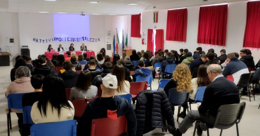 All’Omnicomprensivo Mattioli-D’Acquisto di San Salvo il seminario “Sulla violenza – Se non ora quando?”