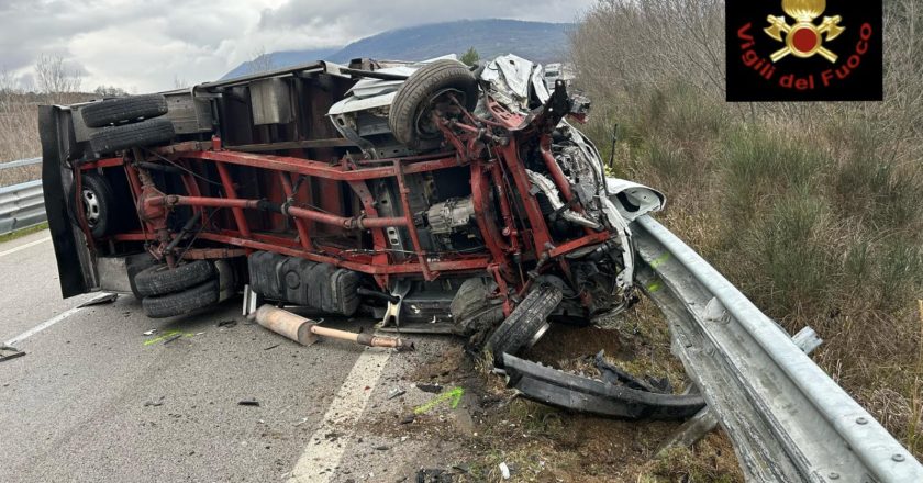 Gli incidenti sulla Trignina aumentano. I sindaci: “Salvini venga a vedere”