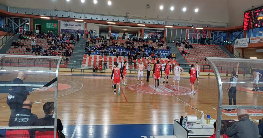 La Ge.Vi. Vasto Basket cade in casa con il Tasp Teramo (68-75)