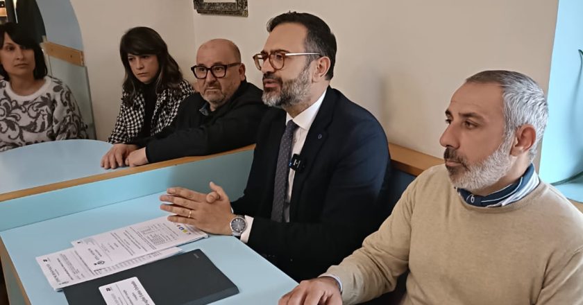 Grattacieli sulla costa, raccolta di firme per il no al progetto