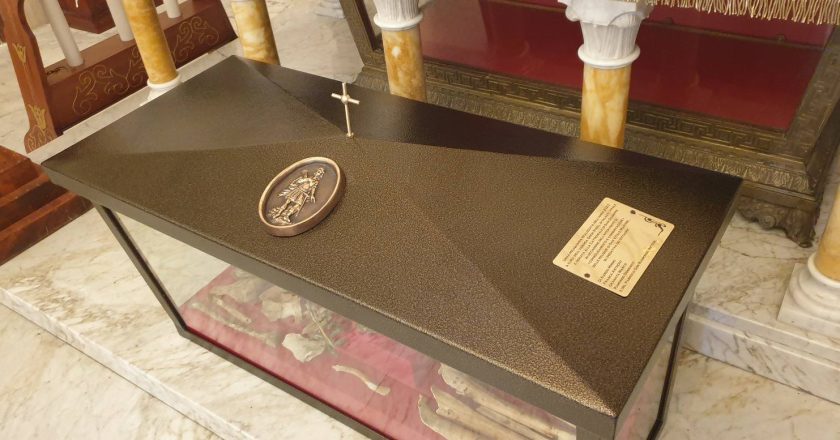 In processione l’urna contenente le reliquie di San Vitale, ma “anche quest’anno la targhetta sarà tenuta nascosta”