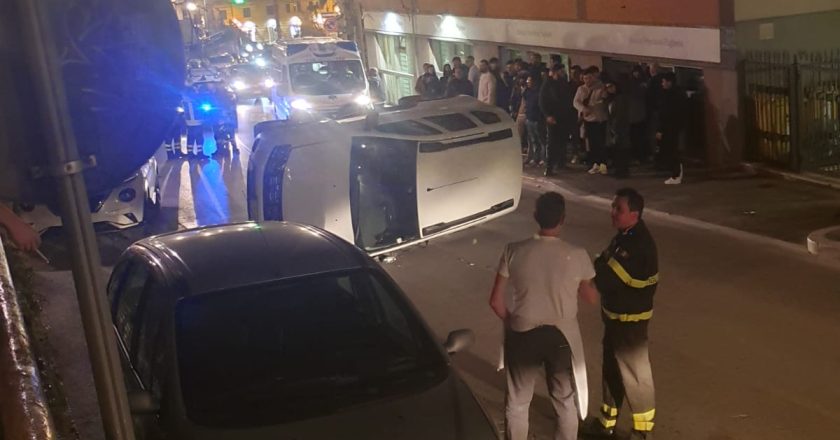 Vasto, incidente in pieno centro storico
