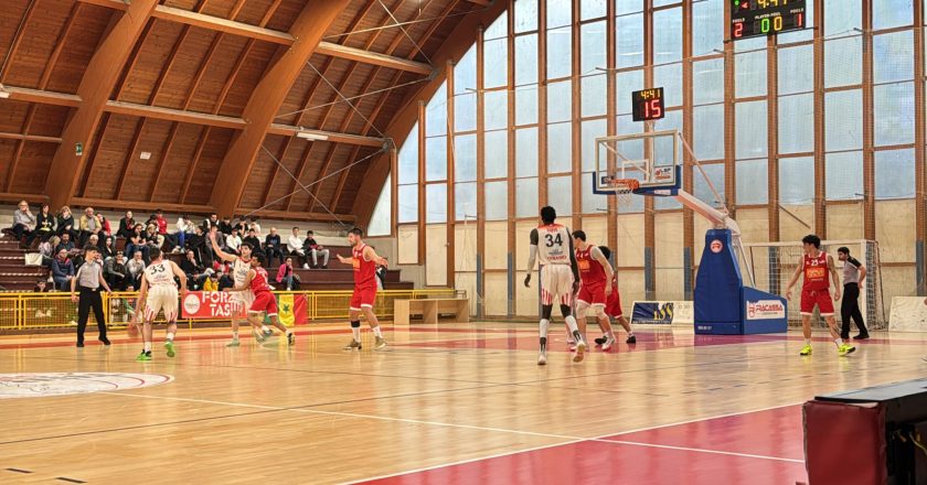 La Ge.Vi. Vasto Basket cade a Teramo (73-58)
