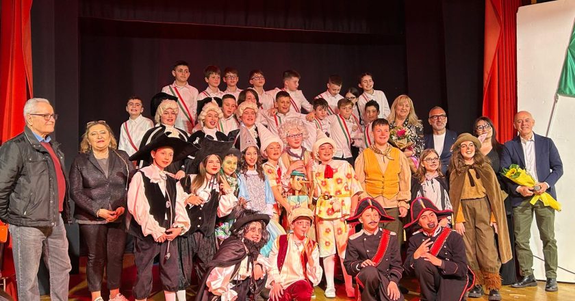 Occhio Pinocchio, i bambini della scuola paritaria bilingue Madonna Dell’Asilo incantano il pubblico