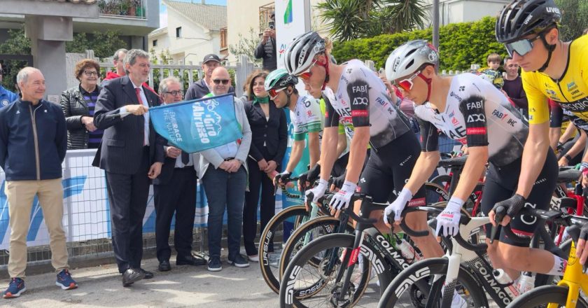 Giro d’Abruzzo: Marsilio, promuoviamo l’Abruzzo nel mondo grazie anche al grande ciclismo