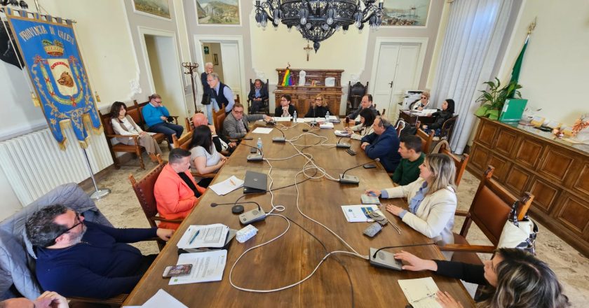 Provincia di Chieti, approvato il bilancio consuntivo 2024: investimenti PNRR per strade e scuole per oltre 43 milioni, avanzo di 7.340.000 euro