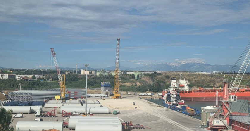 Porto, lavori a rilento. “Ci sentiamo presi in giro”