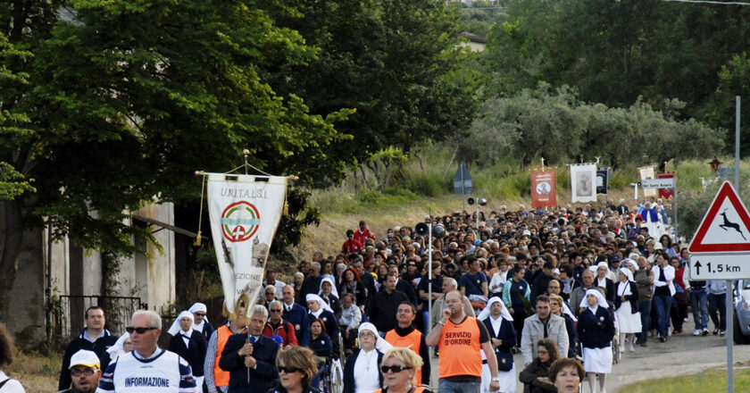 “Fede e Solidarietà in Cammino: il Pellegrinaggio Mariano da Pollutri alla Basilica della Madonna dei Miracoli con i Volontari della Protezione Civile di Casalbordino”
