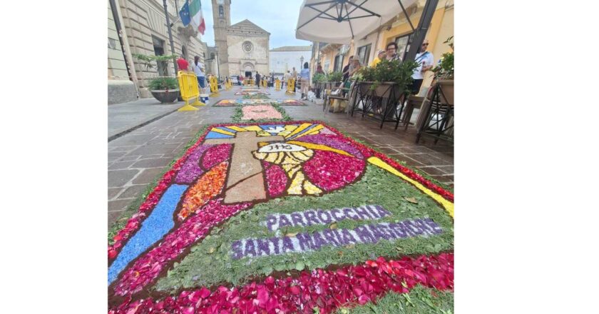 Al via l’Infiorata 2025 a Vasto: sabato 21 giugno