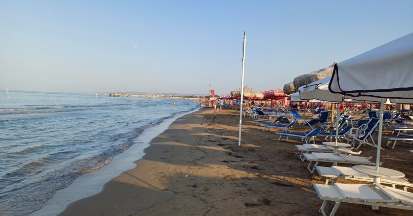 Divieti ed ordinanze, gli operatori della riviera chiedono soluzioni