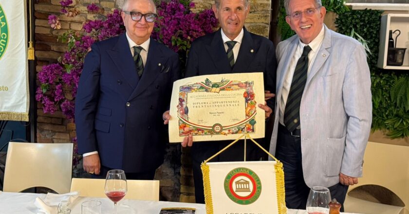 L’Accademia Italiana della Cucina celebra la pescatrice e rende omaggio a Rocco Pasetti