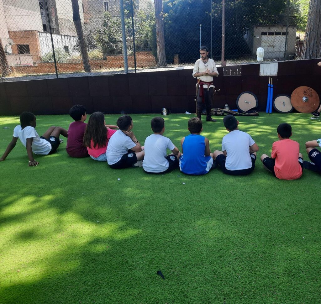 Un viaggio nel passato: laboratorio storico nella scuola bilingue San Tommaso di Vasto