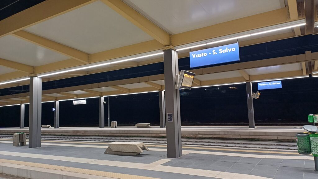 stazione ferroviaria