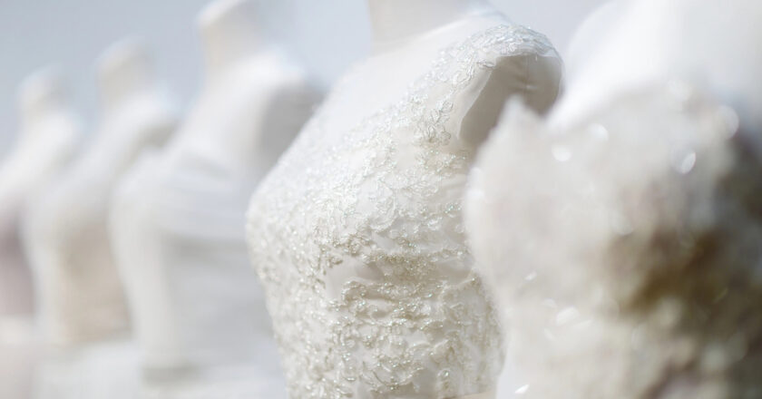 Quanto costa davvero un abito da sposa? Miti da sfatare e verità che nessuno dice