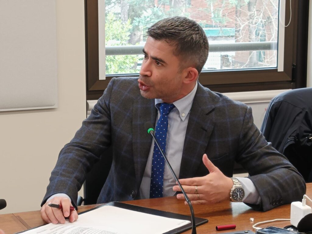 Paolucci su ultimo tavolo di monitoraggio sulla sanità: “In Abruzzo i conti peggiorano”