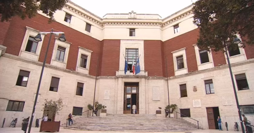 Pescara, non si vota ad agosto. Il Consiglio di Stato ha accolto la richiesta di sospensiva. Tutto rinviato al 18 dicembre
