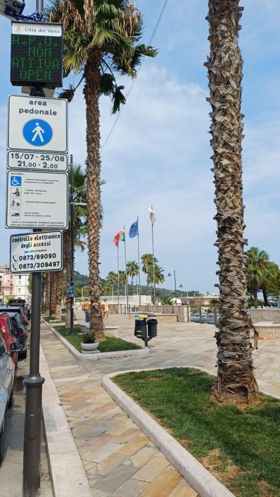 Vasto marina