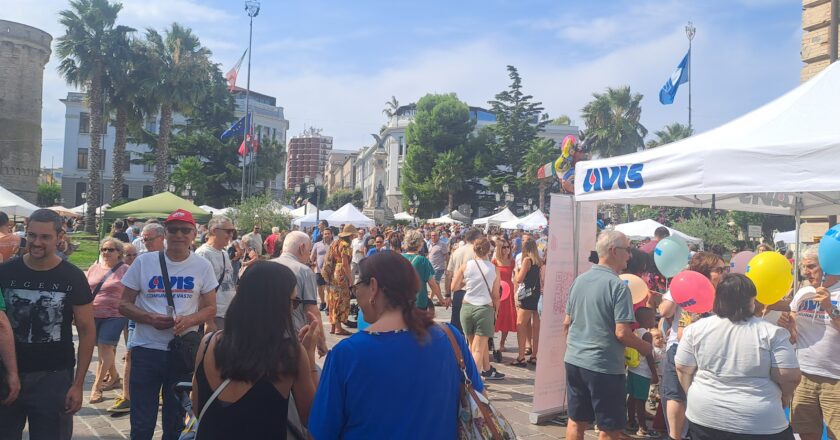 Piazza Rossetti gremita per la Sagra delle Campanelle