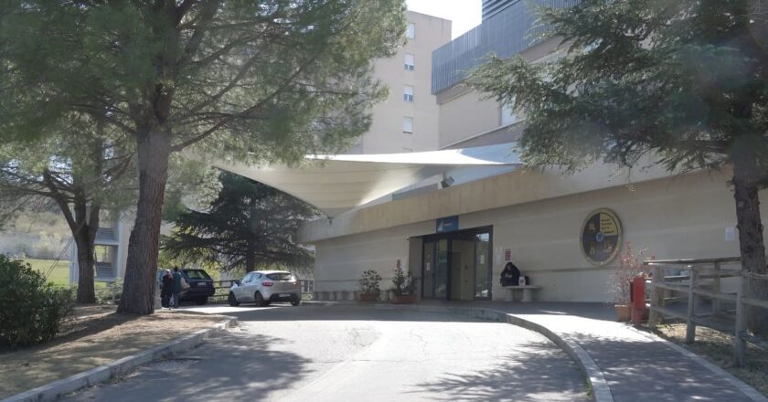Ospedale di Chieti, la Chirurgia si rafforza: 46 posti letto e due reparti riaperti dopo i lavori