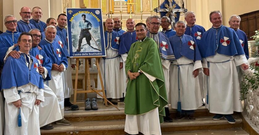 La Confraternita della Sacra Spina e Gonfalone di Vasto si prepara a festeggiare da lunedì 15 a domenica 21 settembre i suoi venticinque anni dalla ricostituzione avvenuta nell’aprile del 2000
