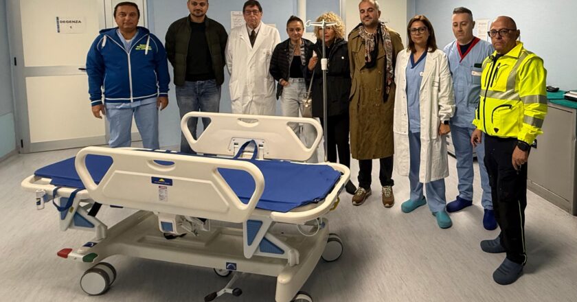 Una donazione in memoria dell’Ing. Francesco Ottaviano: una barella per il Pronto Soccorso di Vasto