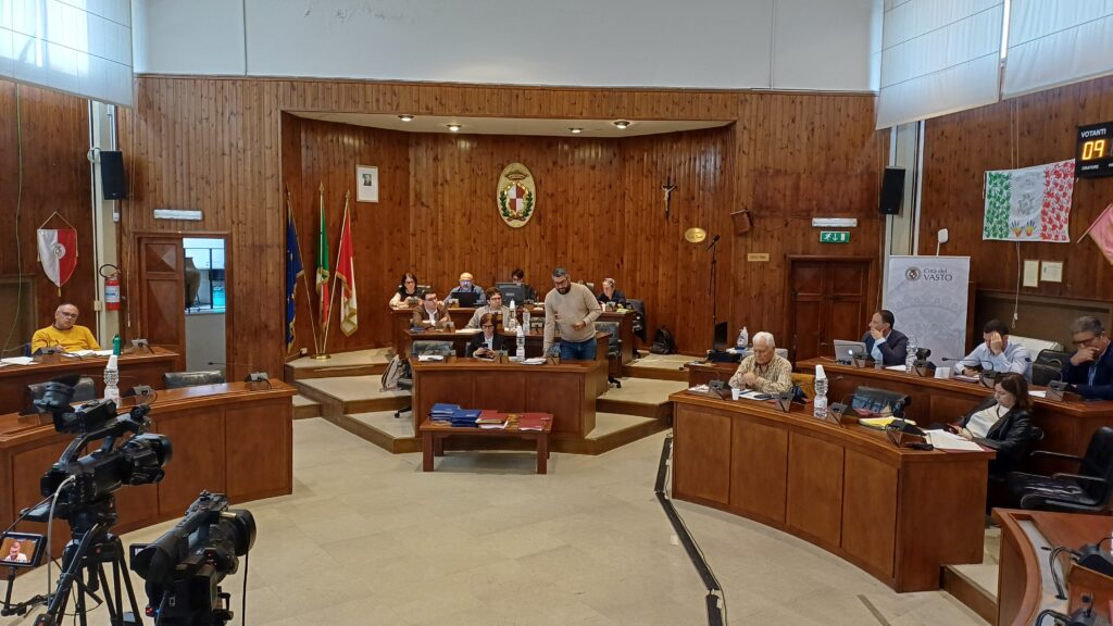 Il Consiglio comunale di Vasto ricorda i tre carabinieri caduti in servizio