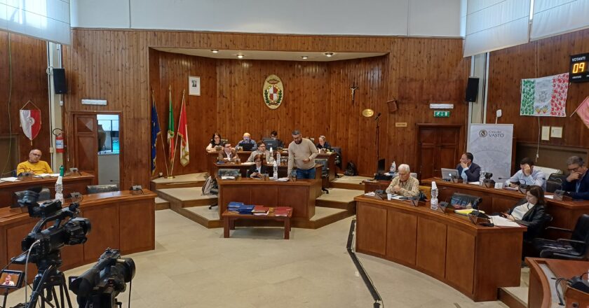 Il Consiglio comunale di Vasto ricorda i tre carabinieri caduti in servizio