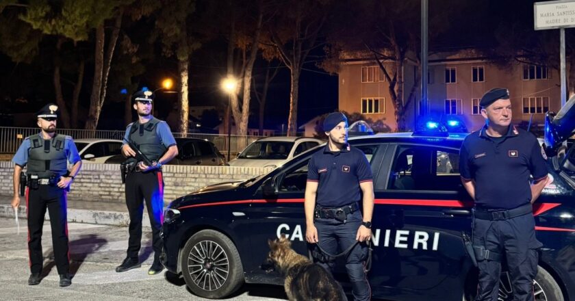 Controlli a largo raggio dei carabinieri, sanzioni ad un esercizio di ristorazione. Segnalati quattro soggetti per detenzione di sostanza stupefacente per uso personale