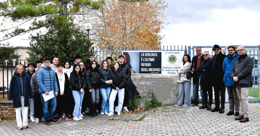 Il Lions Club San Salvo accanto agli studenti per dire NO alla violenza sulle donne