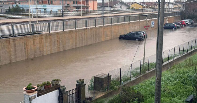 Nubifragio a Casalbordino, diverse strade allagate