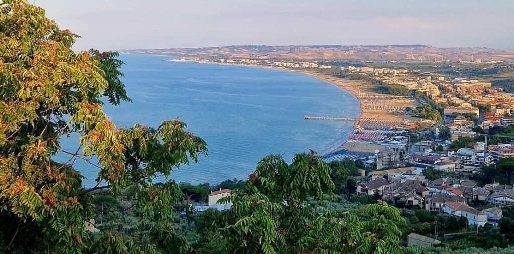 Vasto marina