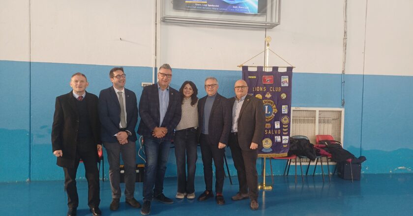 “INTERconNETtiamoci… ma con la testa!”: il Lions Club San Salvo a scuola per educare alla sicurezza digitale