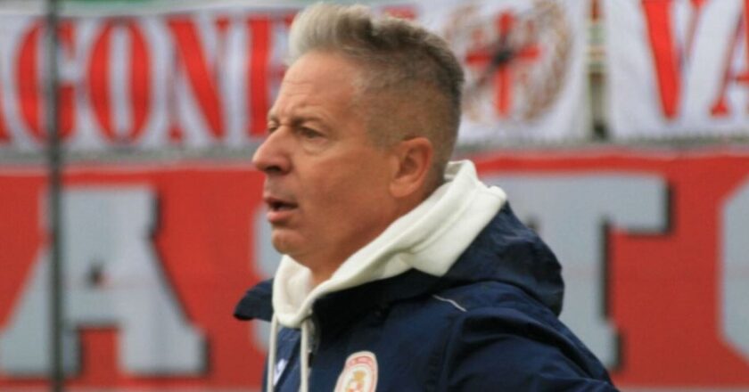 Eccellenza, oggi l’anticipo tra Delfino Curi e Pro Vasto