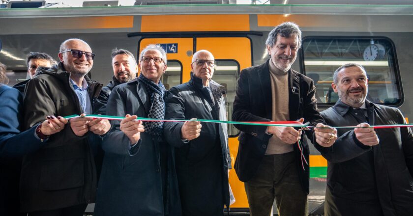 Nuovi elettrotreni, sicurezza, investimenti e sviluppo del servizio ferroviario in Abruzzo con Tua