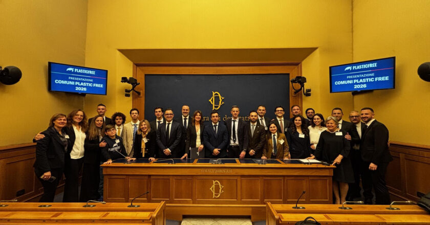 Abruzzo prima in Italia con 24 Comuni Plastic Free 2026