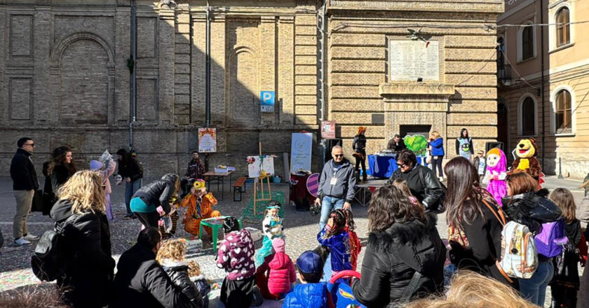 Casalbordino in festa: colori, musica e sorrisi in Piazza Umberto I