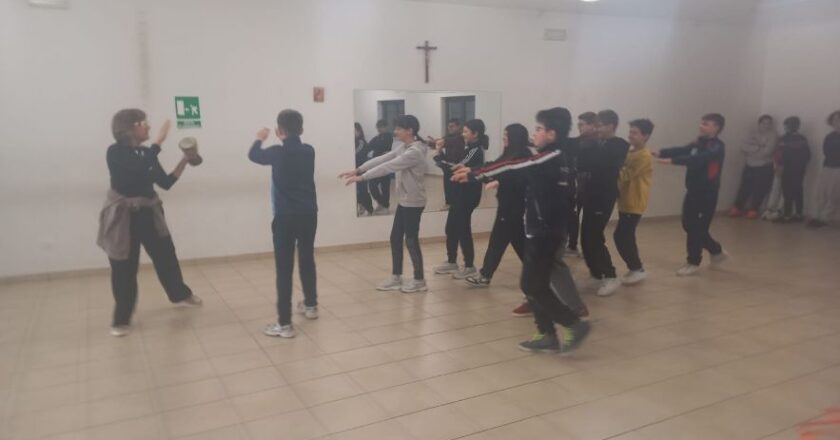 “Ritmo e spazio: la bussola del mio corpo”, iniziativa della Scuola Secondaria di Primo Grado Raffaele Paolucci di Vasto