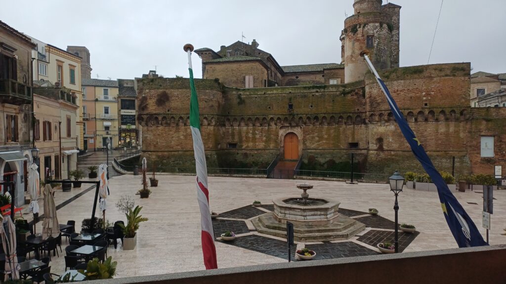 Piazza Barbacani centro storico