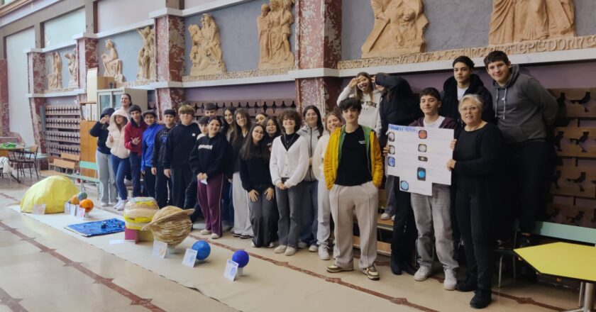 Un Universo lungo 10 metri: il Sistema Solare prende vita alla Scuola “Paolucci” di Vasto