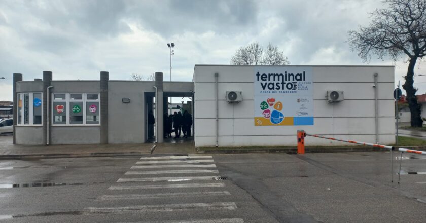 Terminal di Vasto, Tua replica a Menna: “Sull’opera servono fatti completi, non polemiche”