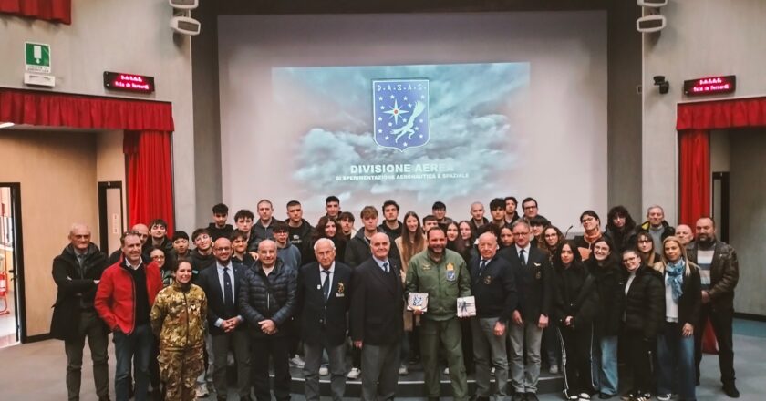 “Studenti Mattioli, Palizzi-Mattei e Pàntini-Pudente di Vasto alla Divisione Aerea di Sperimentazione Aeronautica e Spaziale”