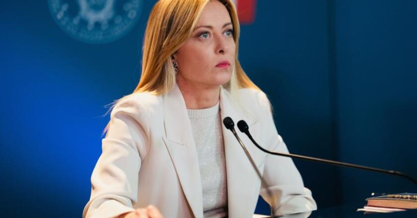 Frana a Petacciato, nota da Palazzo Chigi: “Qualsiasi intervento volto al ripristino della viabilità e della rete ferroviaria sarà valutato solo al termine delle verifiche tecniche”