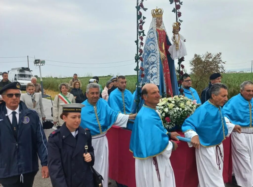 Processione Pennaluce