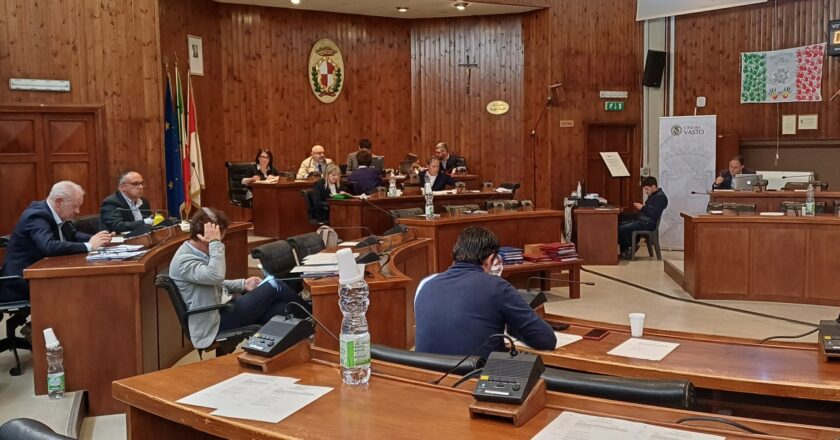Vasto, cinque consiglieri comunali della Maggioranza: “Ecco perchè siamo stati assenti in Consiglio Comunale”