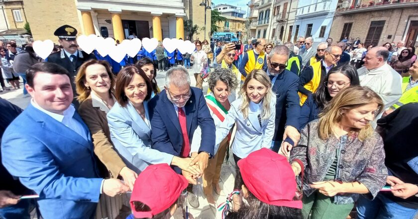 Inaugurato il progetto di riqualificazione urbana in ceramica al Belvedere San Michele di Vasto