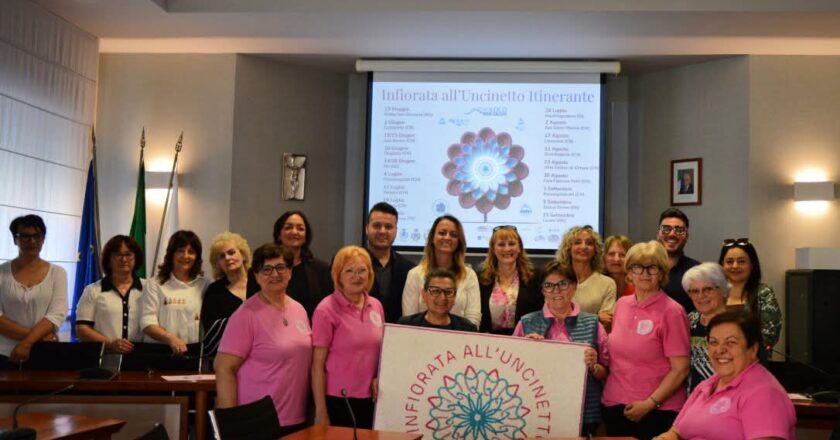 San Salvo, presentara l’“Infiorata all’Uncinetto Itinerante 2026”