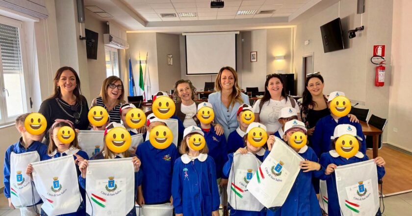 San Salvo, gli alunni della Scuola Primaria Sant’Antonio visitano il Comune