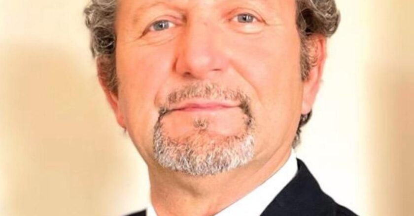 Il Dott. Carlo De Luca riconfermato dell’Associazione Italiana Otorinolaringoiatri Liberi Professionisti (AIOLP) presidente nazionale