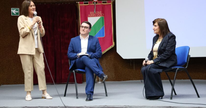 Vasto, la seconda presentazione del libro “Un vastesissimo favolando”